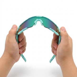 Lunettes de soleil AquaClip Protection UV pour profiter de l'été en toute sécurité